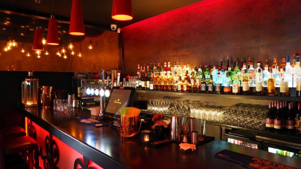 Why Vancouver Is the Perfect Place to Start DJing in Bars