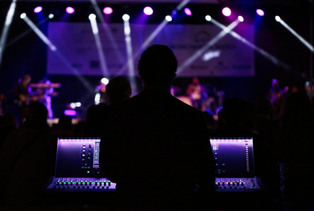Market Yourself as an Event DJ